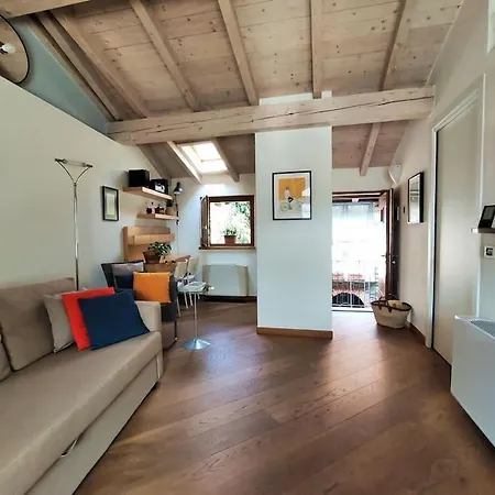 The Tiny House At Mergozzo, A Stone's Throw Away From Lago Maggiore *
