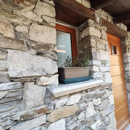 펜션 The Tiny House At Mergozzo, A Stone's Throw Away From Lago Maggiore 메르고초
